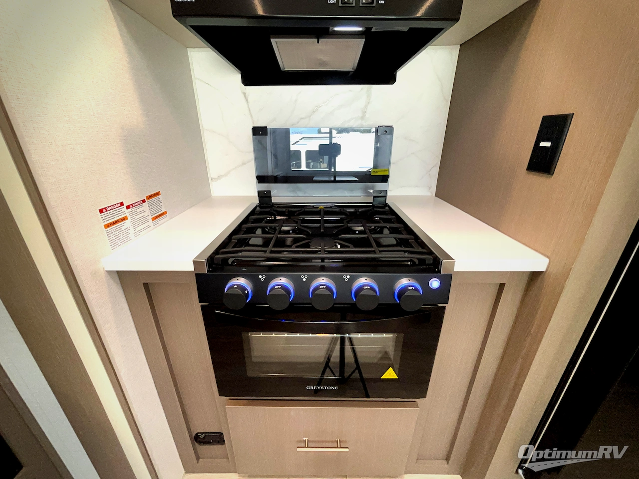 2026 East To West Alta 3175RK Photo 13