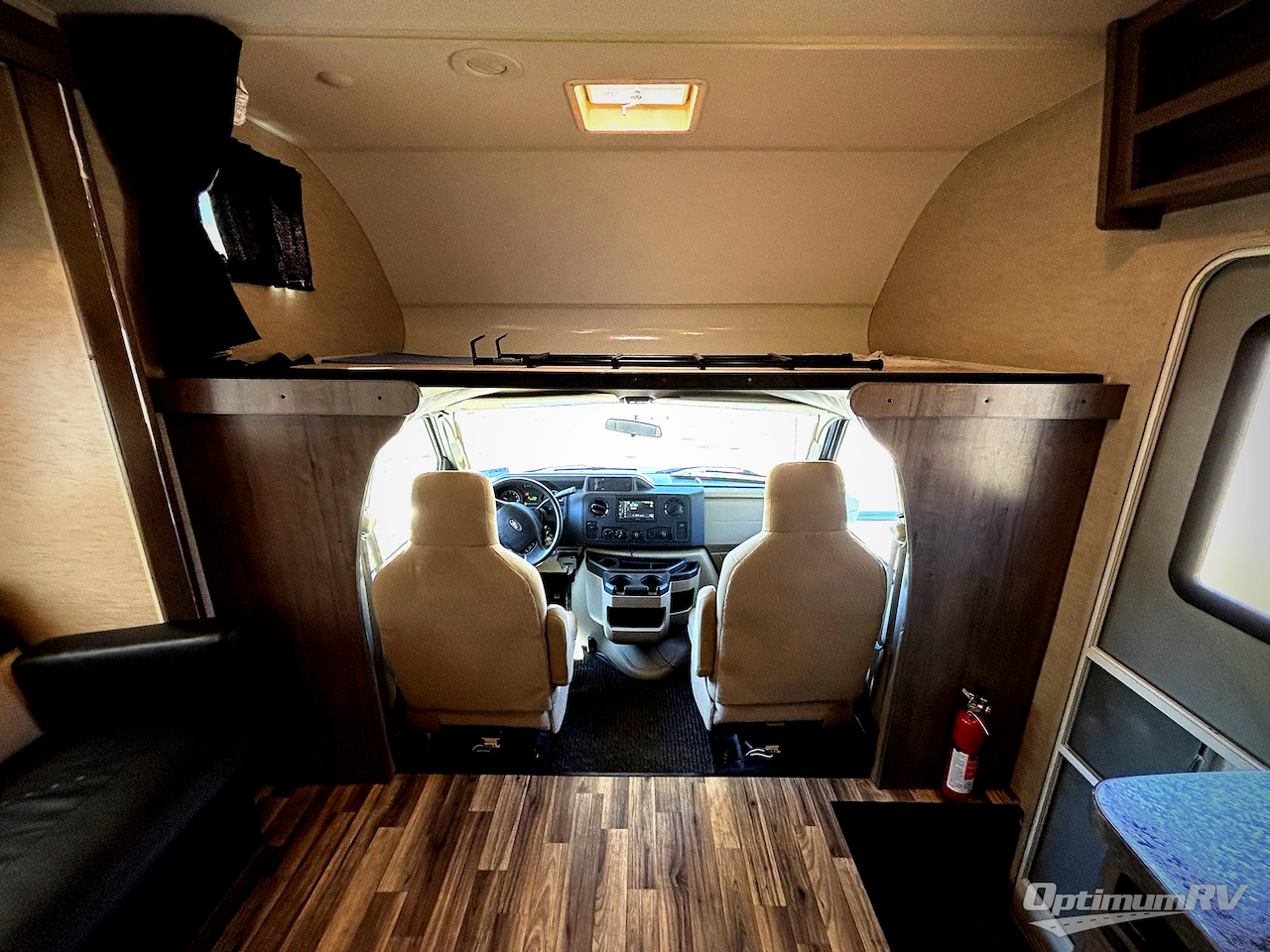 2017 Winnebago Minnie Winnie 31K Photo 7