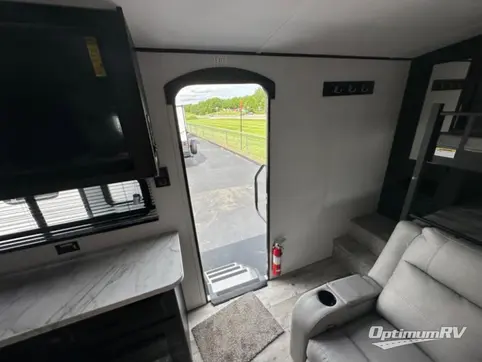2023 Keystone Springdale 286BHU RV Photo 3