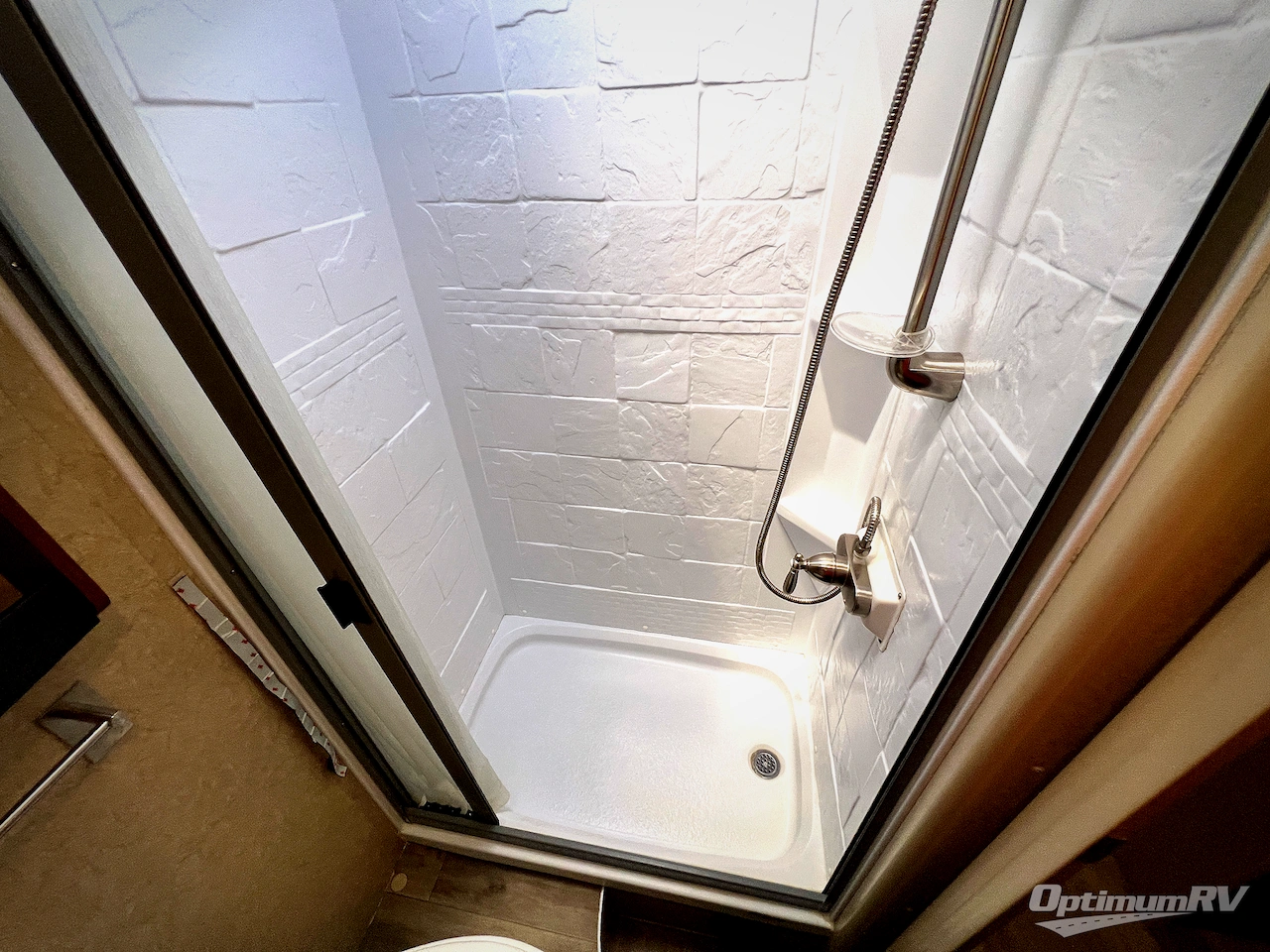 2019 Lance Lance Travel Trailers 2465 Photo 20