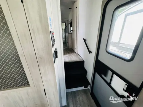 2024 East To West Tandara 320RL RV Photo 4