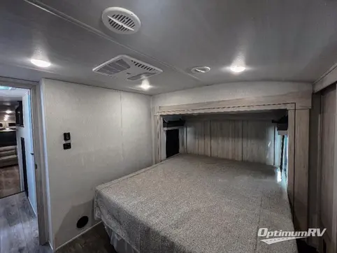 2024 East To West Tandara 385MB RV Photo 4