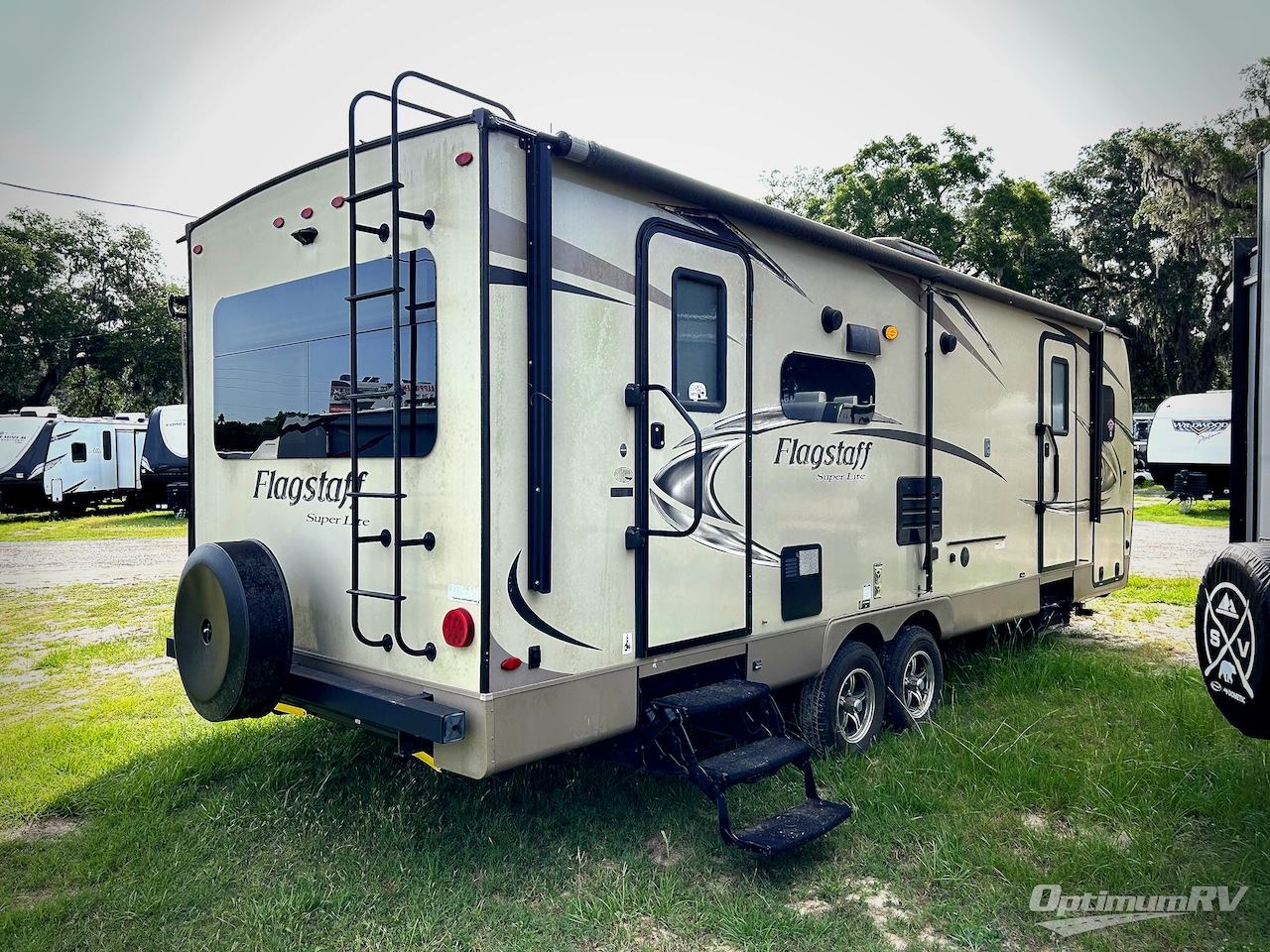 2018 Forest River Flagstaff Super Lite 26RLWS Photo 2