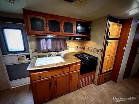 2010 Coachmen Freedom Express 292BHDS RV Photo 3