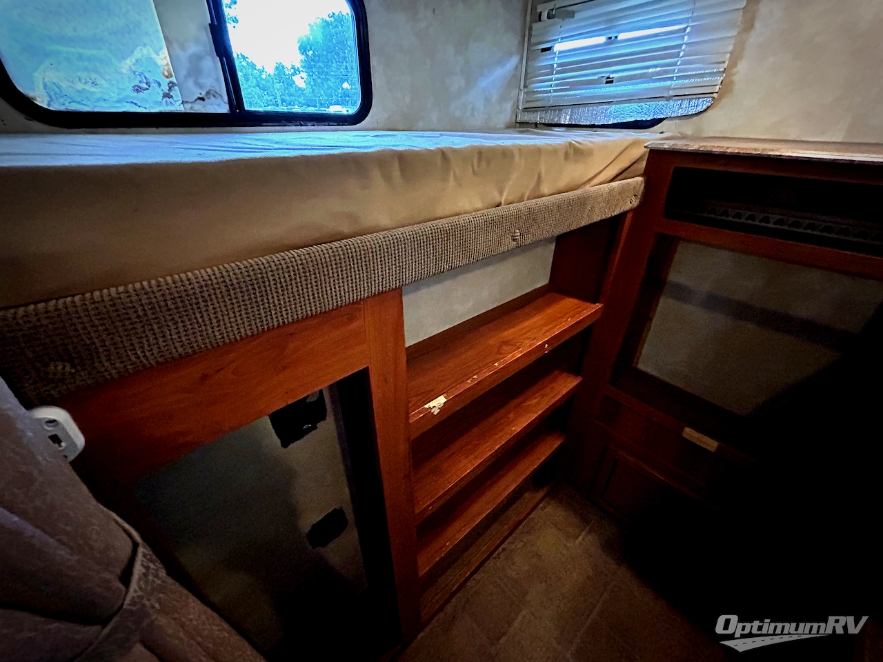 2010 Coachmen Freedom Express 292BHDS Photo 15