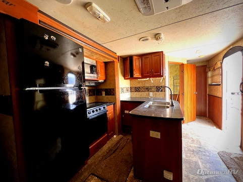 2012 Keystone Cougar High Country 321RES RV Photo 3