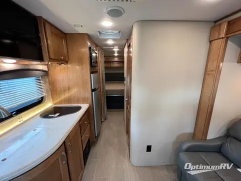 2017 Renegade Vienna 25VQRS RV Photo 2