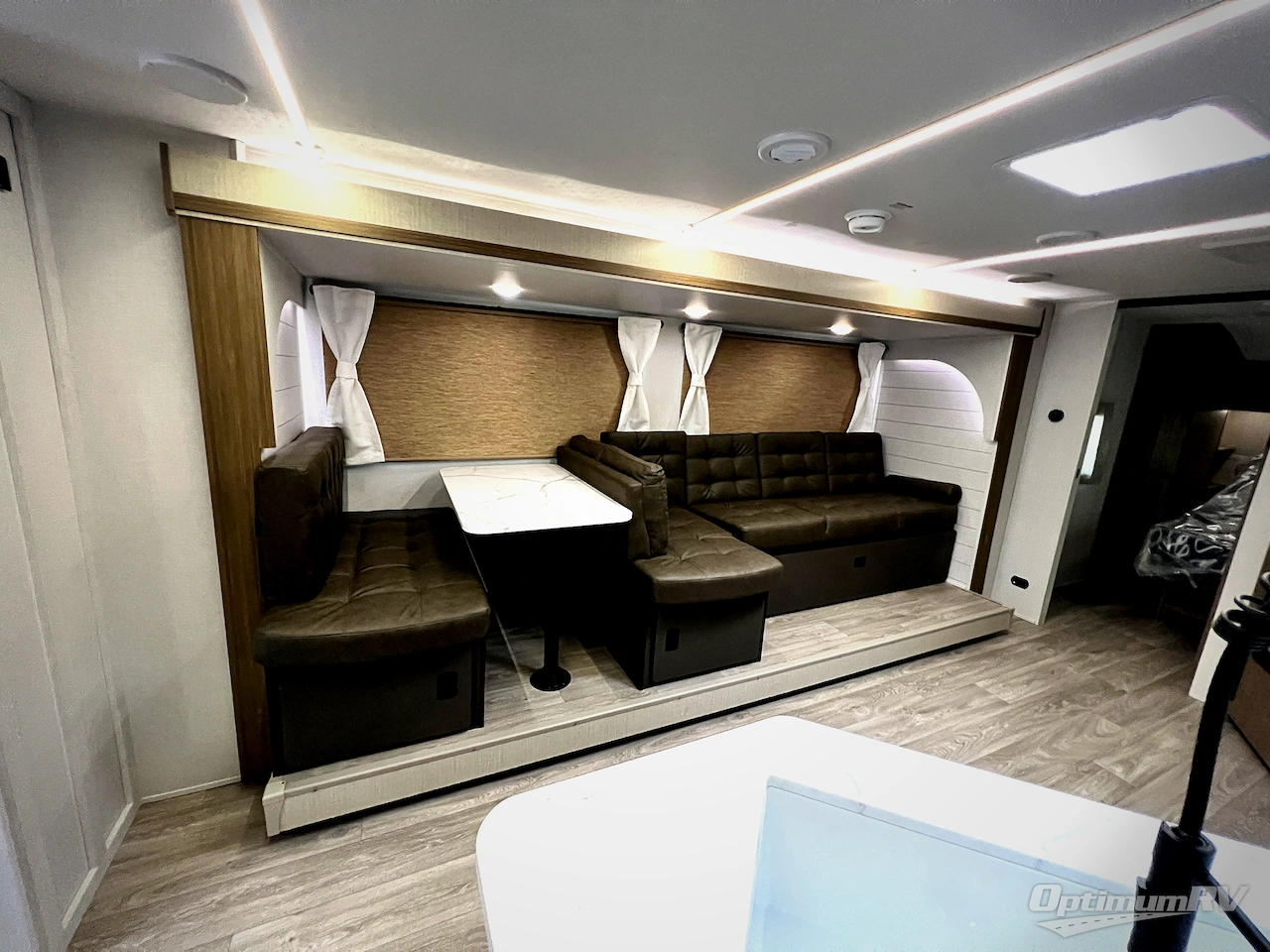 2026 Forest River Wildwood X-Lite 26ICE Photo 8