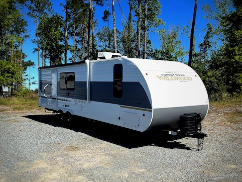 New 2026 Forest River Wildwood X-Lite 26ICE Featured Photo