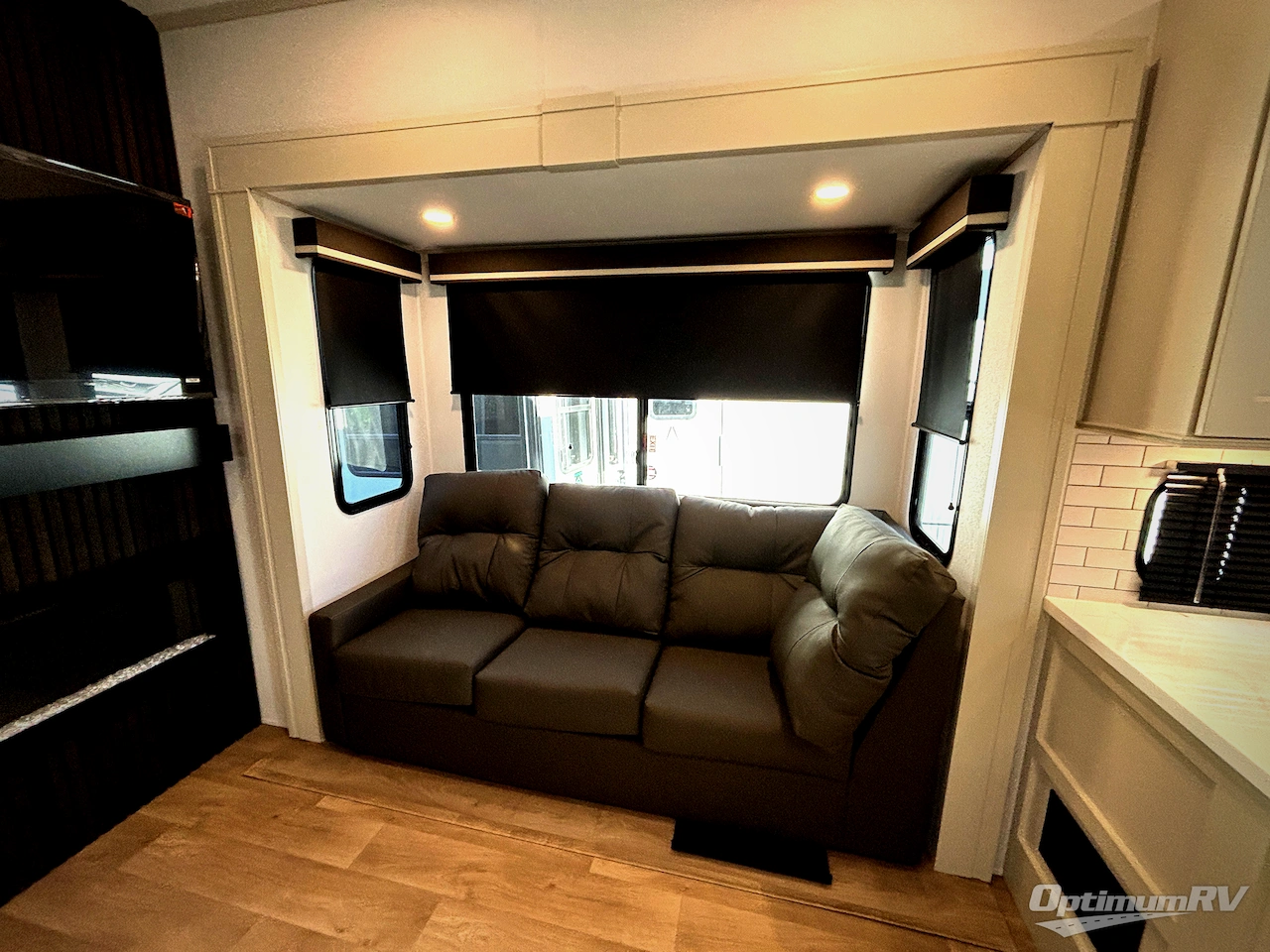 2026 Grand Design Influence 3804DS Photo 7