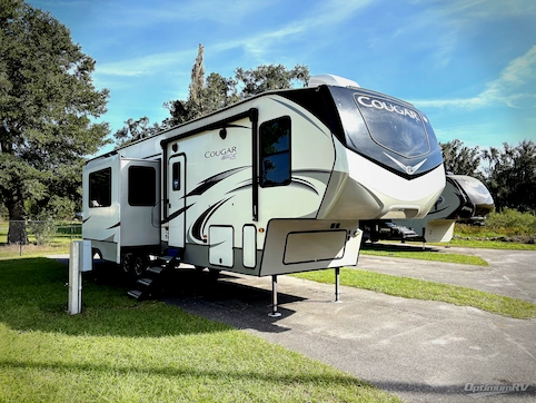 Used 2020 Keystone Cougar 353SRX Featured Photo
