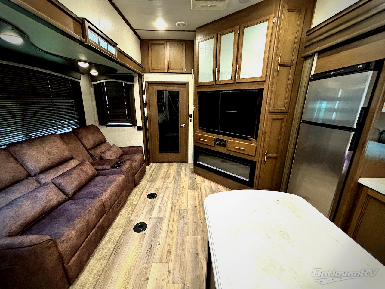 2020 Keystone Cougar 353SRX Photo 4