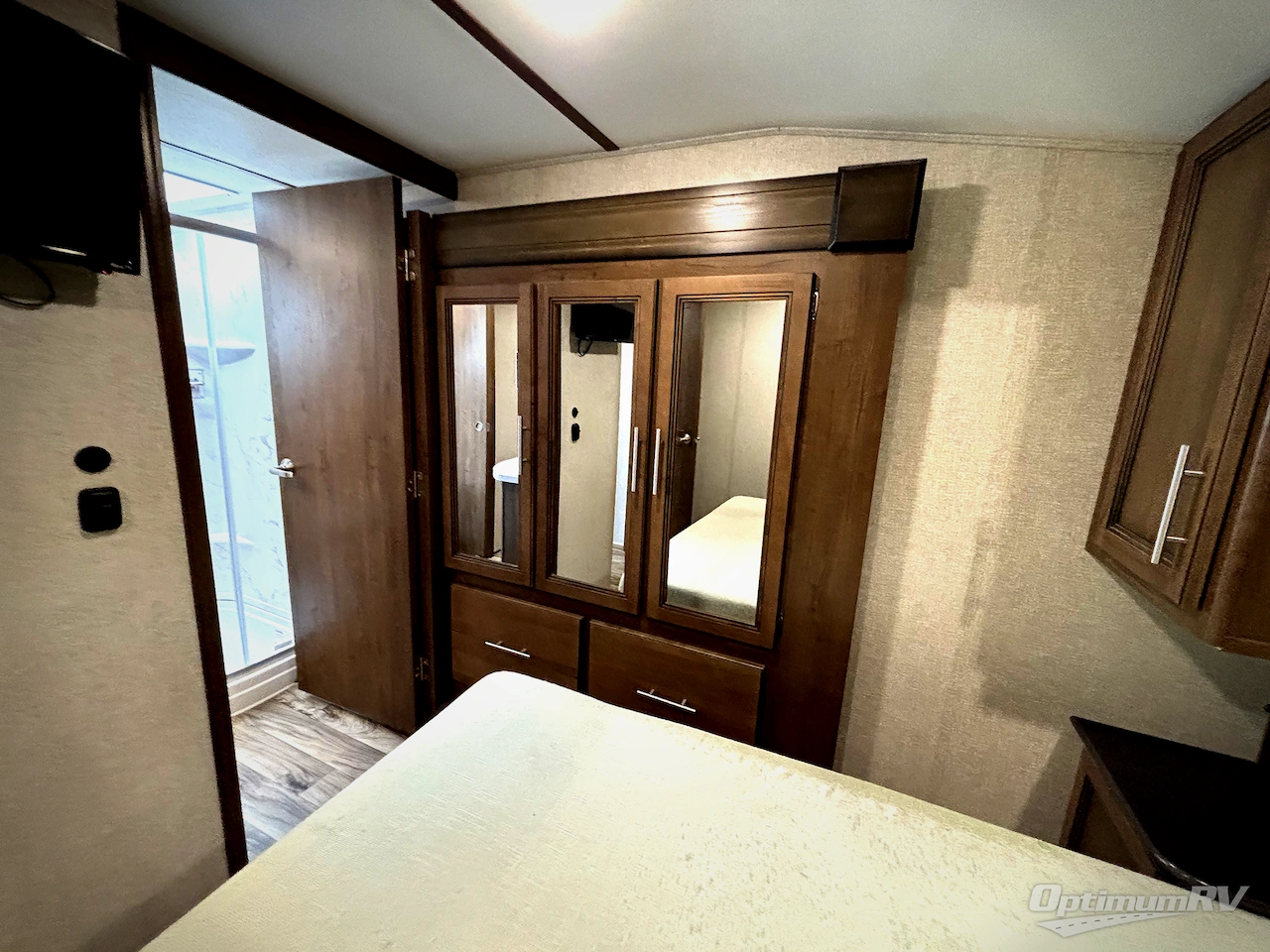 2020 Keystone Cougar 353SRX Photo 9