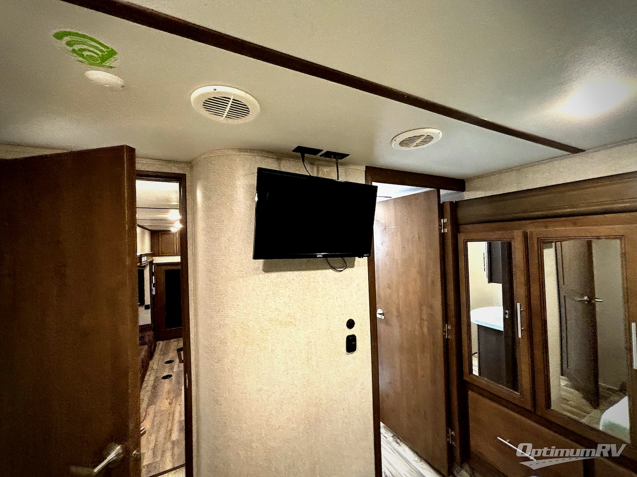 2020 Keystone Cougar 353SRX Photo 10