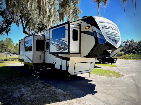 Used 2020 Coachmen Brookstone 344FL Featured Photo