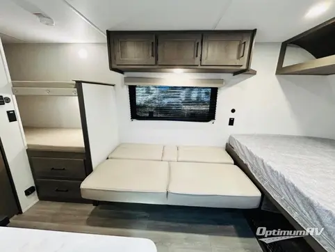 2025 Grand Design Transcend One 151BH RV Photo 3