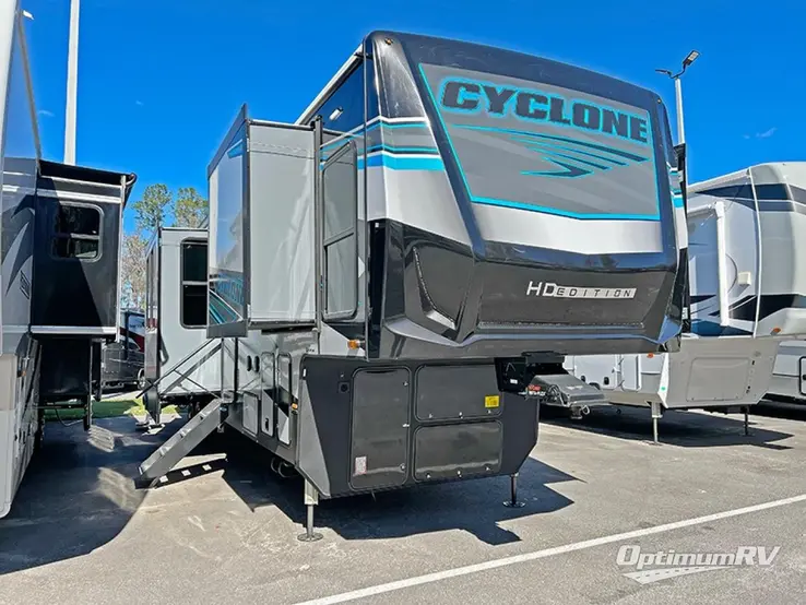 2024 Heartland Cyclone 3714 RV Photo 1