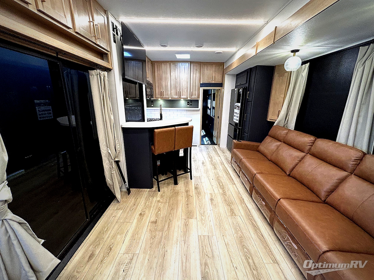 2025 Heartland Cyclone 4270 Photo 3