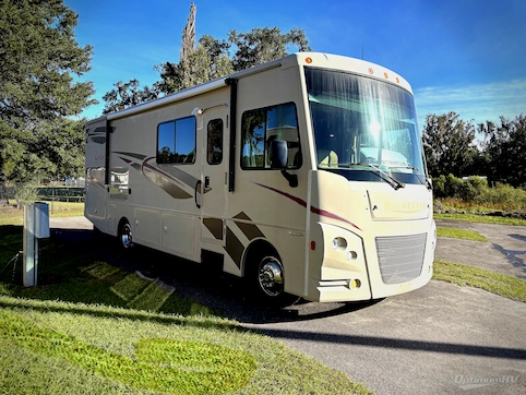 Used 2017 Winnebago Sunstar 29VE Featured Photo