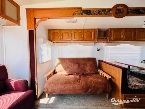 2006 Forest River Wildcat 27RLWB RV Photo 4