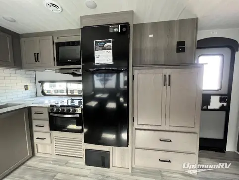 2024 Keystone Hideout 31DBS RV Photo 3