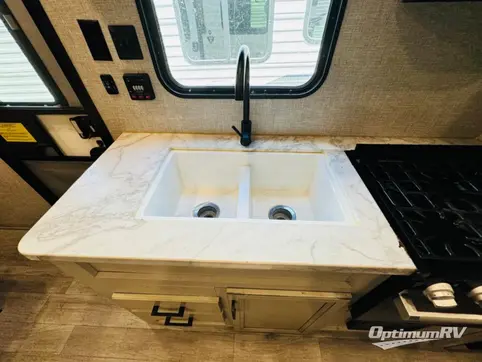 2022 Jayco Jay Flight SLX 8 224BH RV Photo 4
