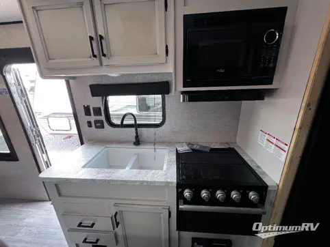 2022 Jayco Jay Flight SLX 8 224BH RV Photo 3