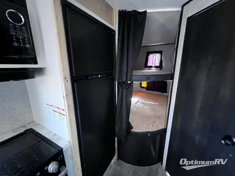 2022 Jayco Jay Flight SLX 8 224BH RV Photo 4