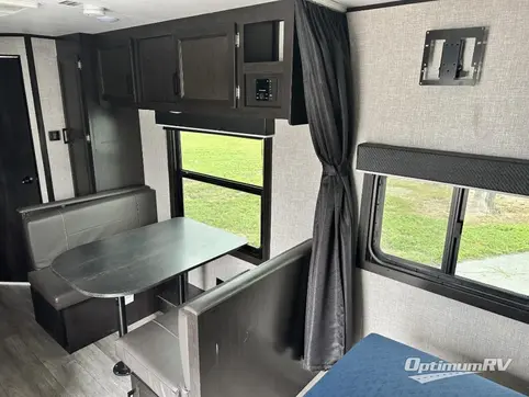 2022 Jayco Jay Flight SLX 8 224BH RV Photo 3