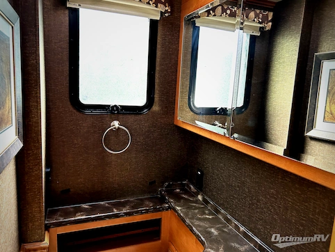 2016 Thor Tuscany 44MT RV Photo 4