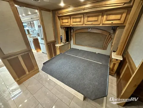 2018 Tiffin Phaeton 40 AH RV Photo 4