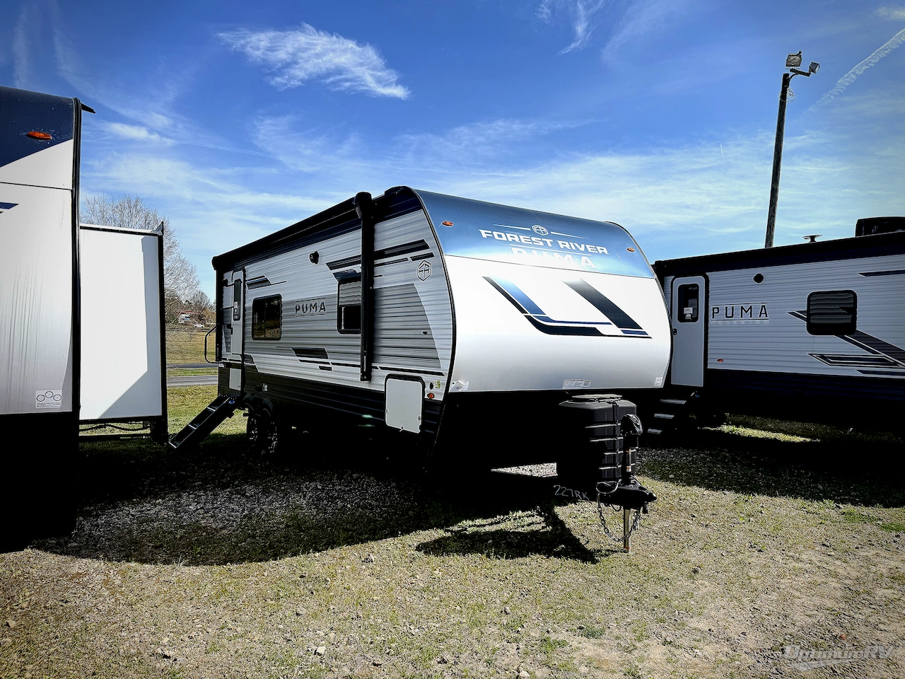 2025 Palomino Puma 227RK Photo 1