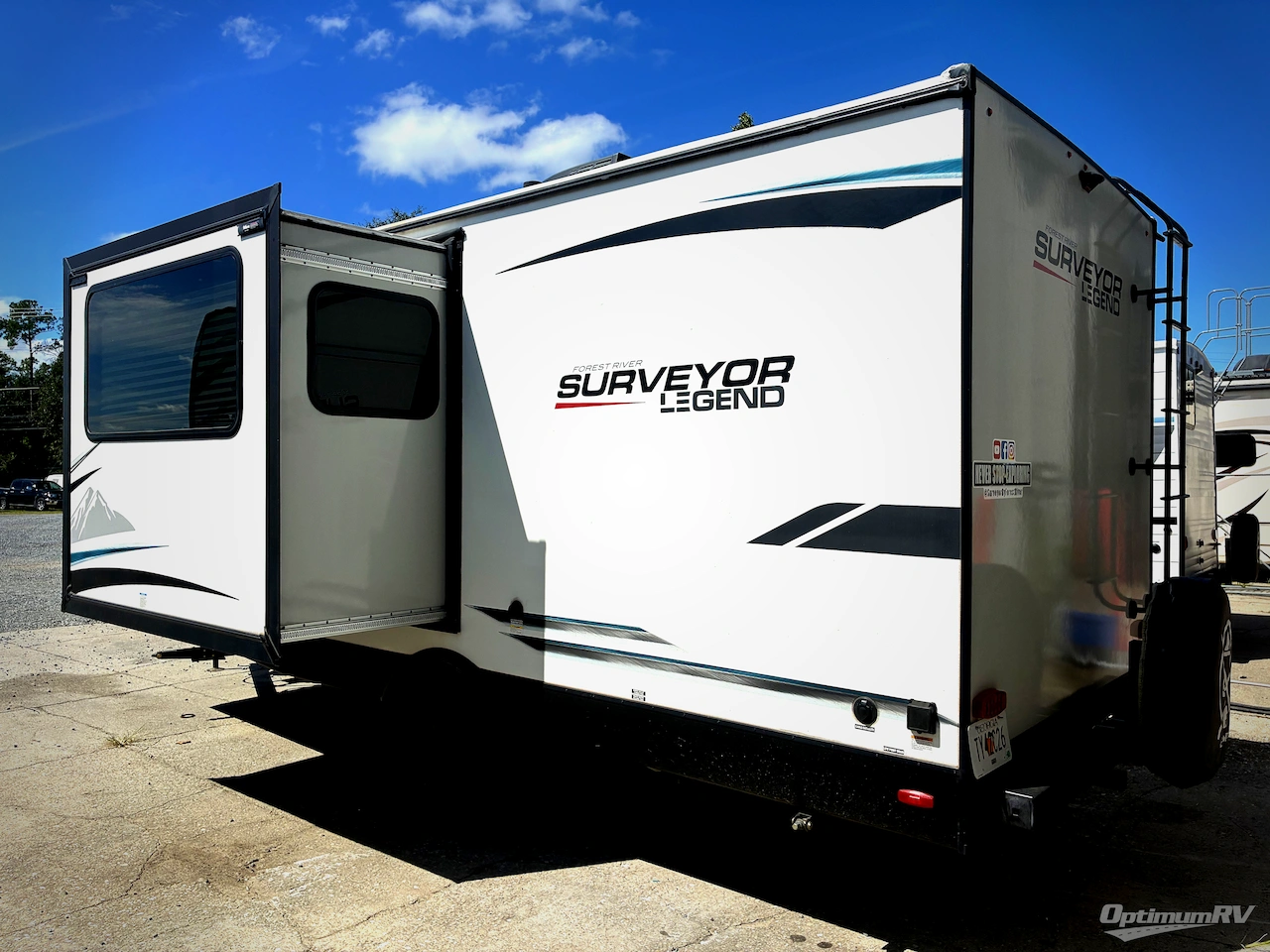 2023 Forest River Surveyor Legend 19MDBLE Photo 3