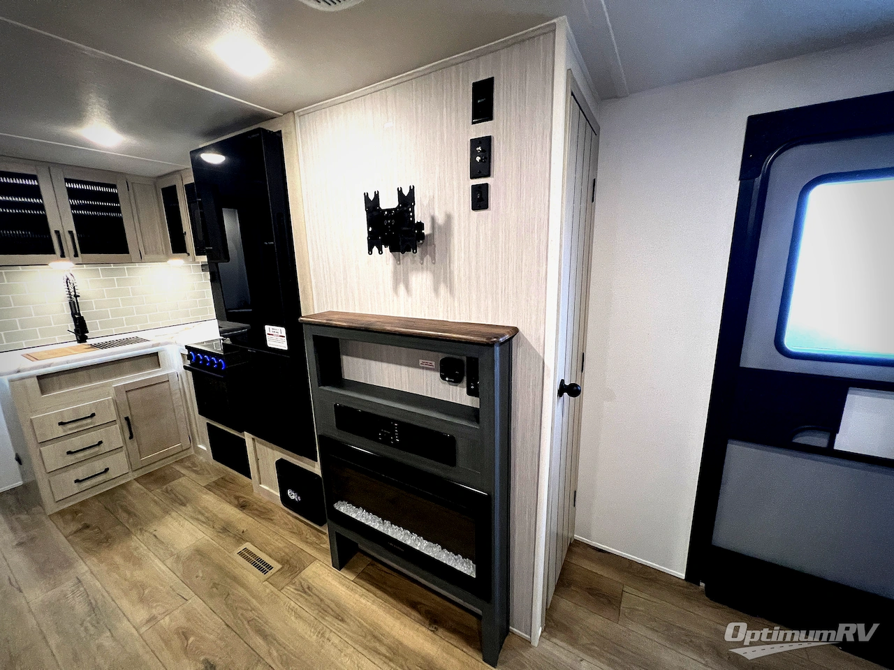 2026 Forest River Puma 337BH Photo 6