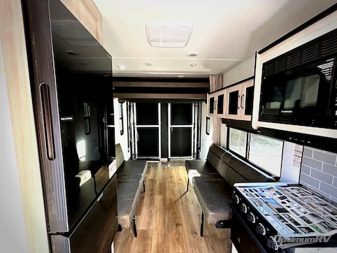 2026 Palomino Puma Unleashed 25TH RV Photo 2