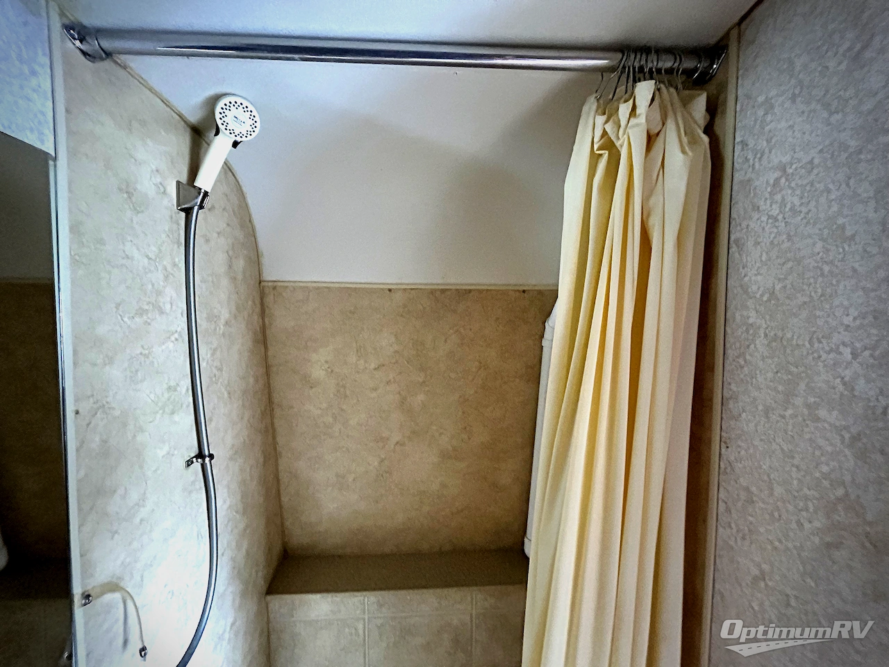 2006 Warrior Mfg Weekend Warrior Super Lite 1900FK Photo 12