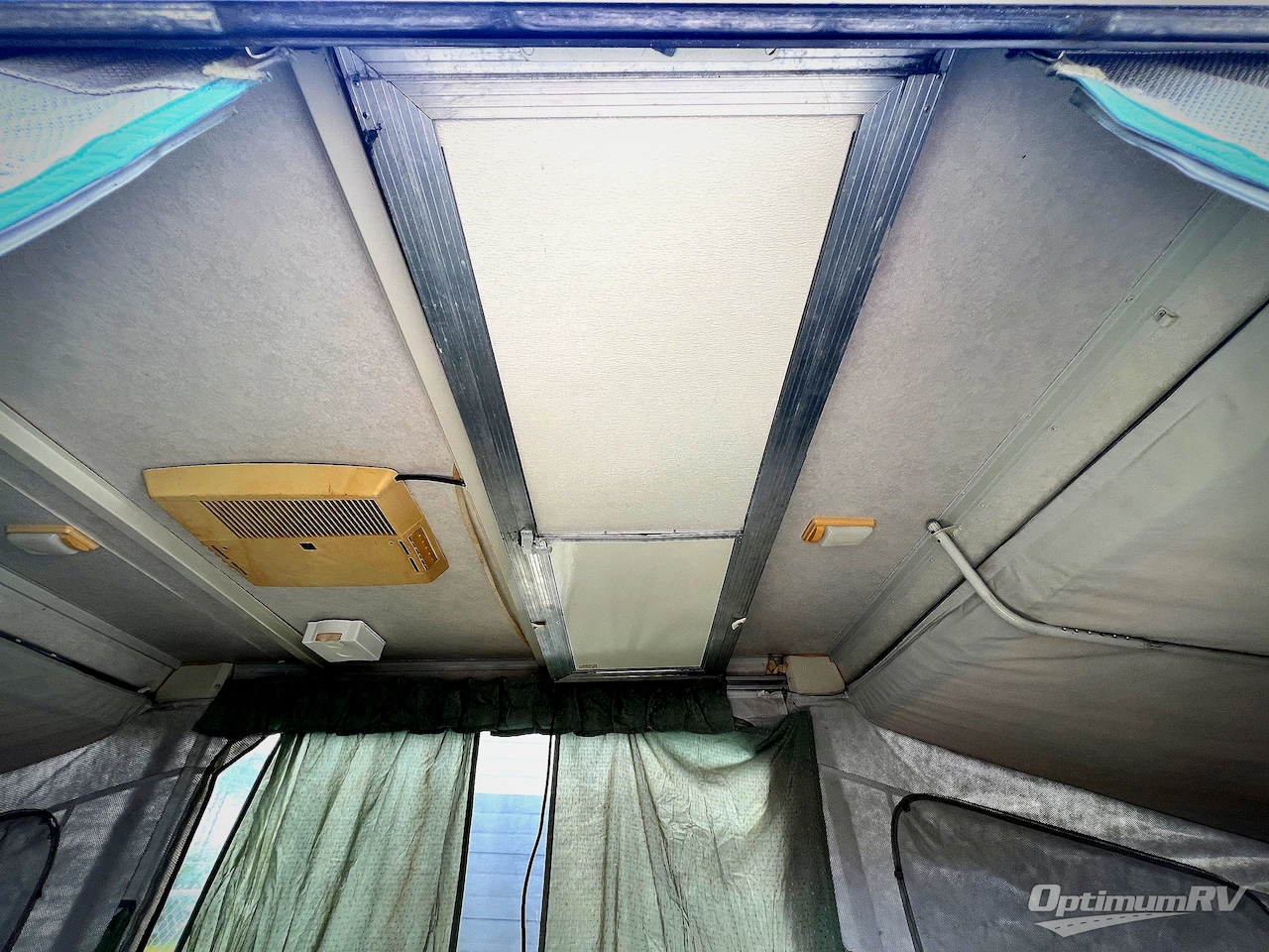 1993 Coleman Pioneer Newport Photo 17