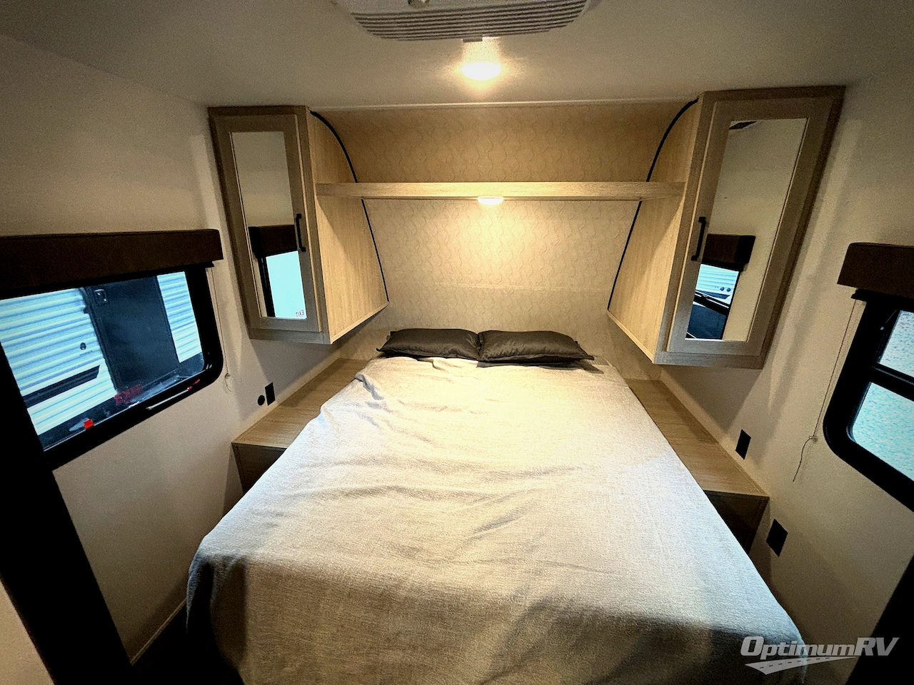 2025 Palomino Puma Camping Edition 304BHCE Photo 15