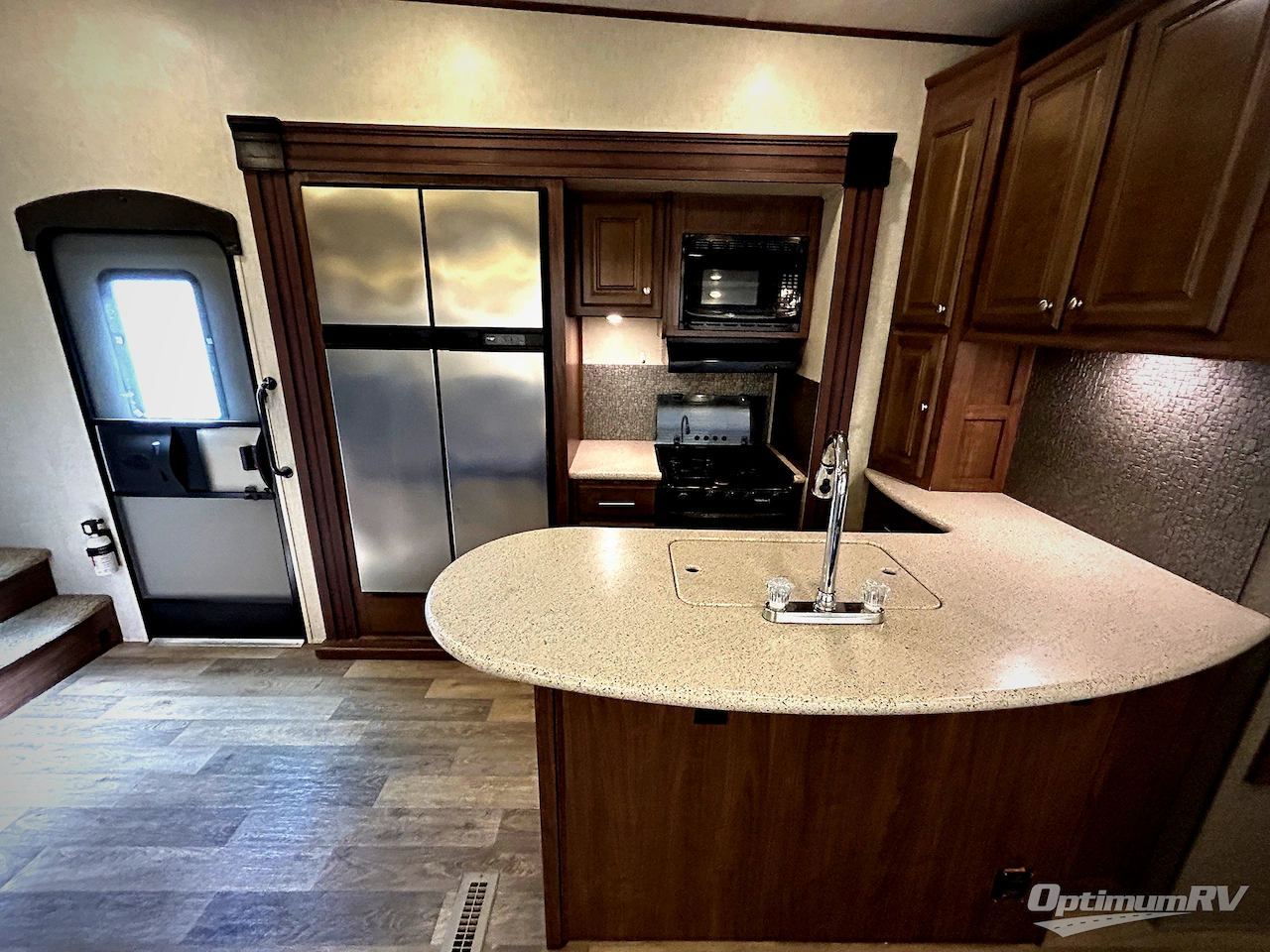 2016 Heartland ElkRidge 38RSRT Photo 6