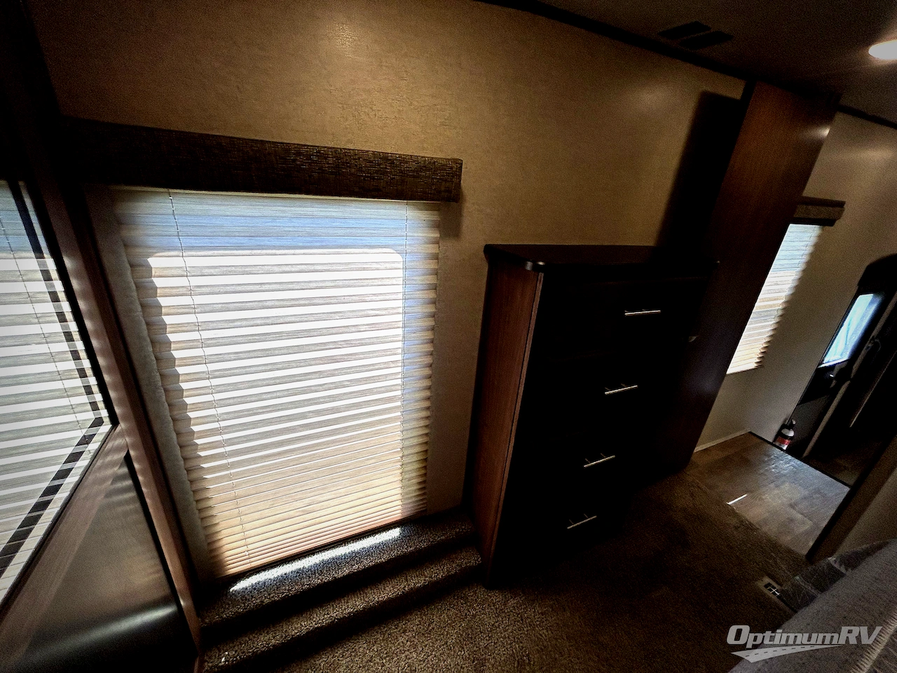 2016 Heartland ElkRidge 38RSRT Photo 13