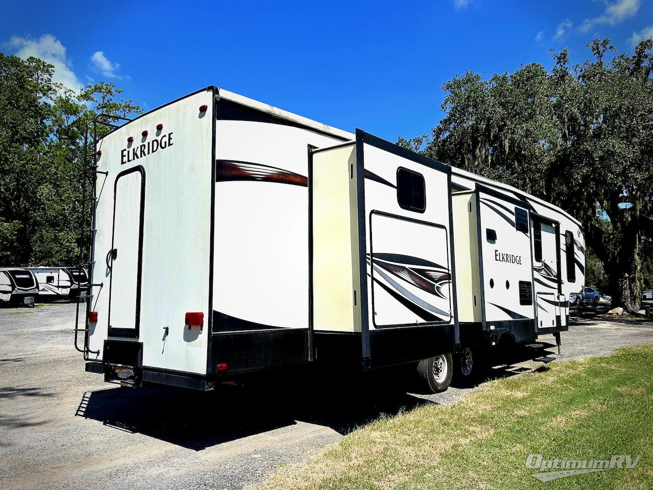 2016 Heartland ElkRidge 38RSRT Photo 2