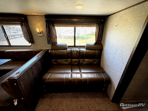 2019 Forest River Cherokee Alpha Wolf 29QB-L RV Photo 4