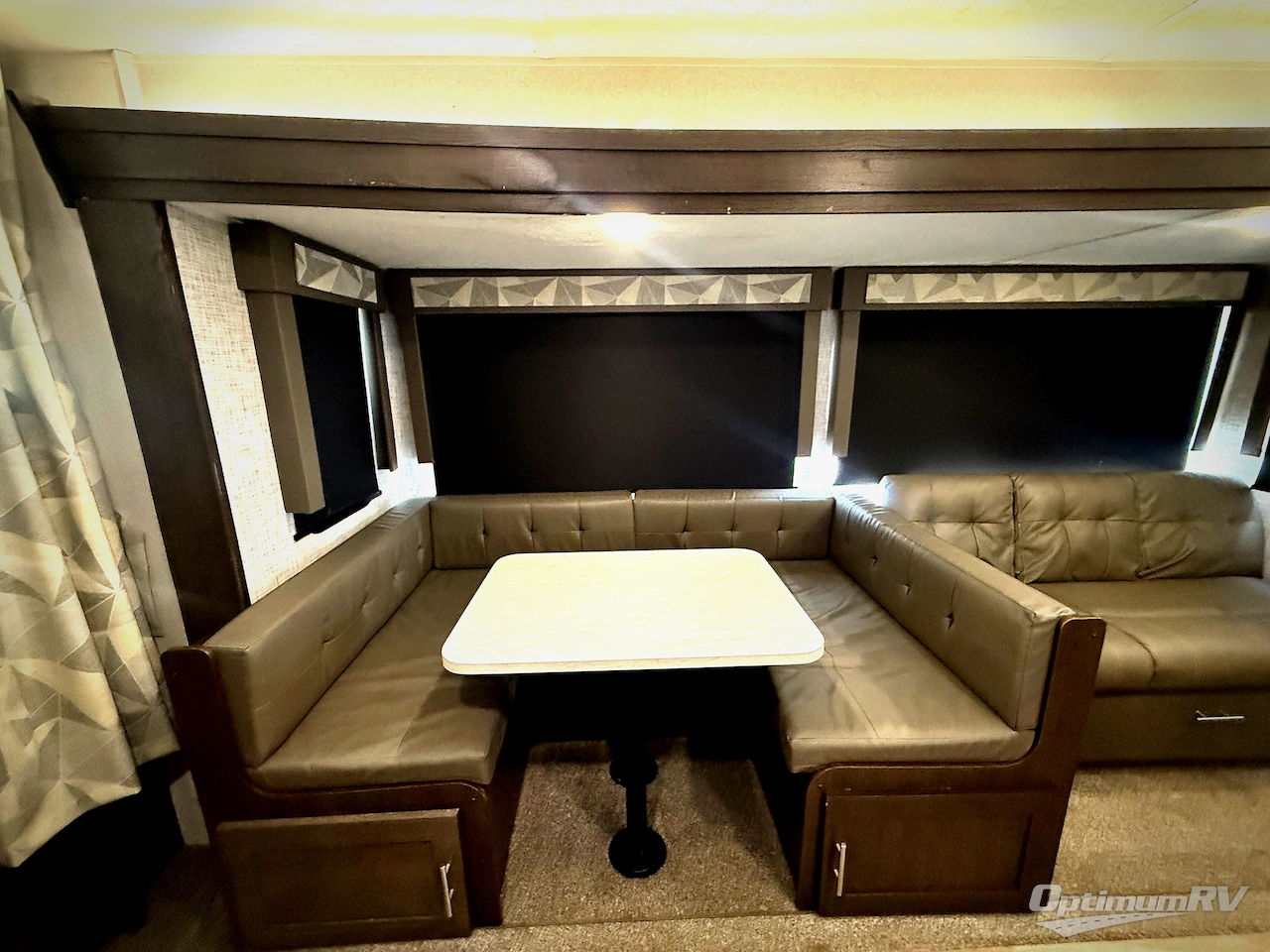 2020 Forest River Wildwood 26DBUD Photo 8