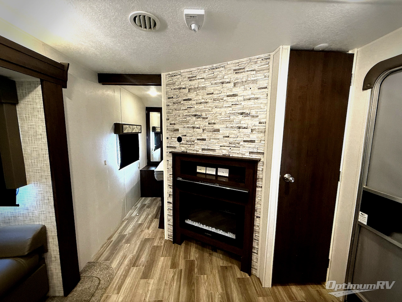 2020 Forest River Wildwood 26DBUD Photo 17