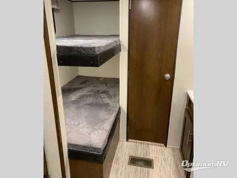 2020 Prime Time Avenger 26DBSLE RV Photo 4
