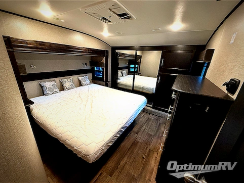 2020 Jayco Eagle 357MDOK RV Photo 4