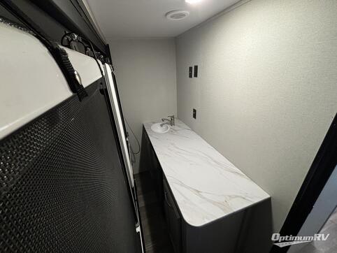 2025 Cruiser Shadow Cruiser 240RPD RV Photo 4