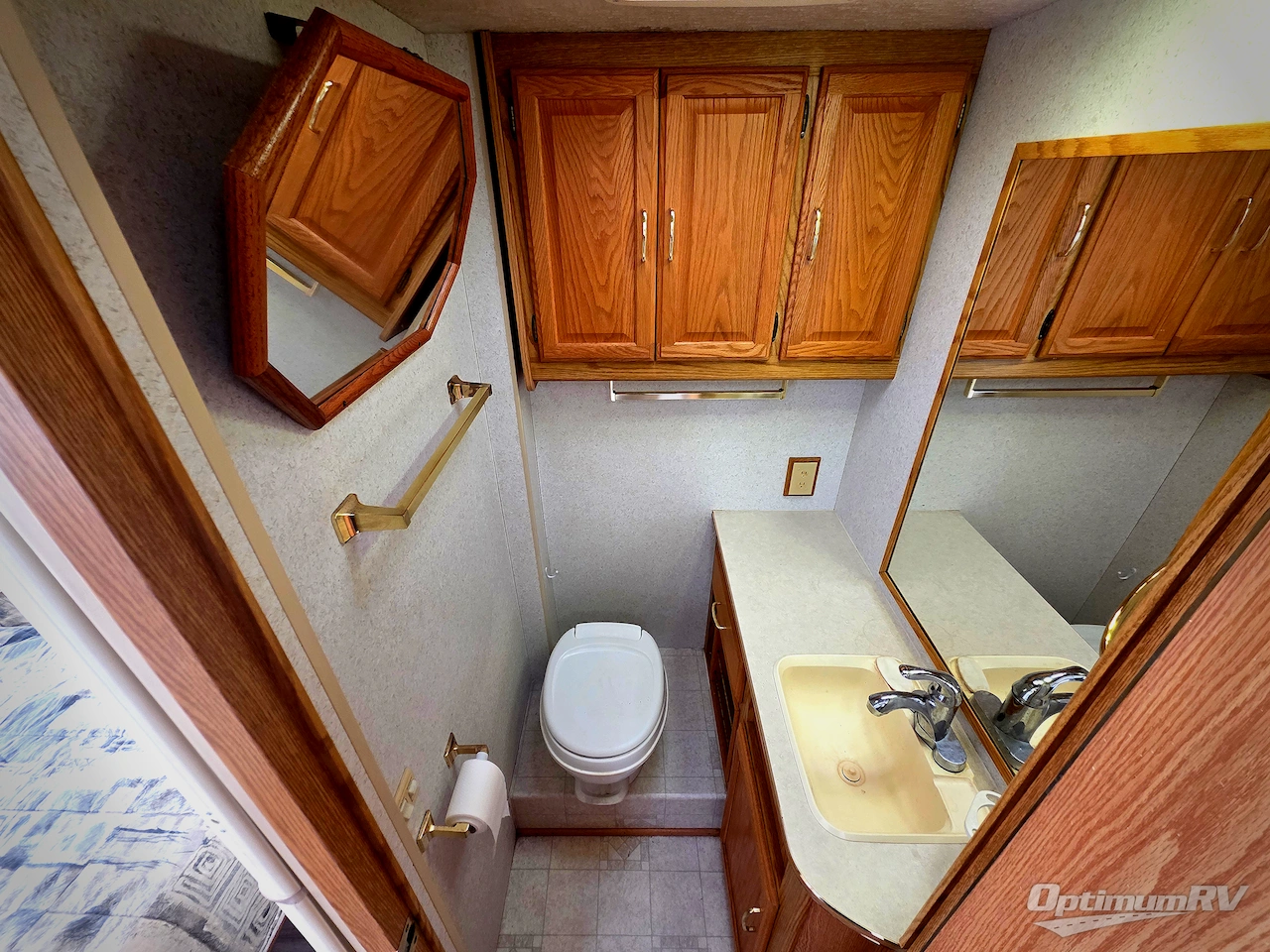 2002 Winnebago Minnie Winnie 31C Photo 17