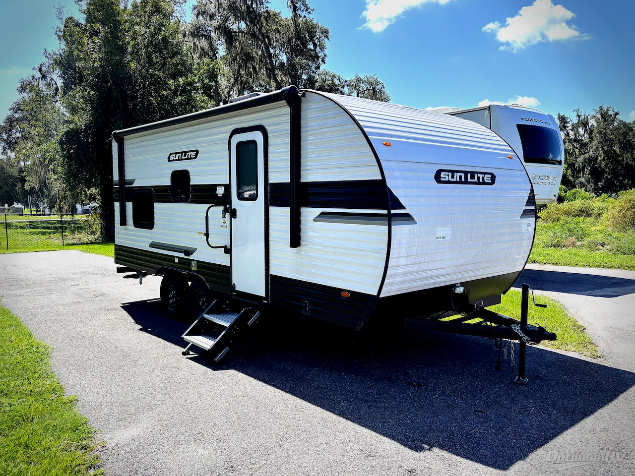 2026 Sunset Park Sun Lite LTD 21DB Photo 1