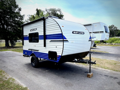 New 2026 Sunset Park Sun Lite 16BH Featured Photo